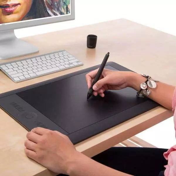 The Best Drawing Tablet For Beginners in 2022 - Art Ignition